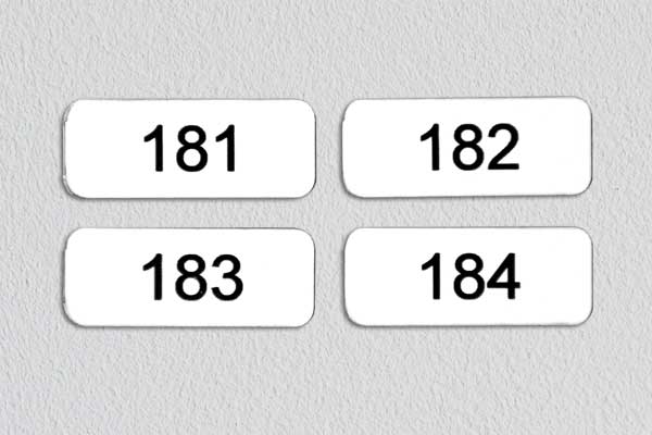 Resinoplastica incisa - targhette seriali